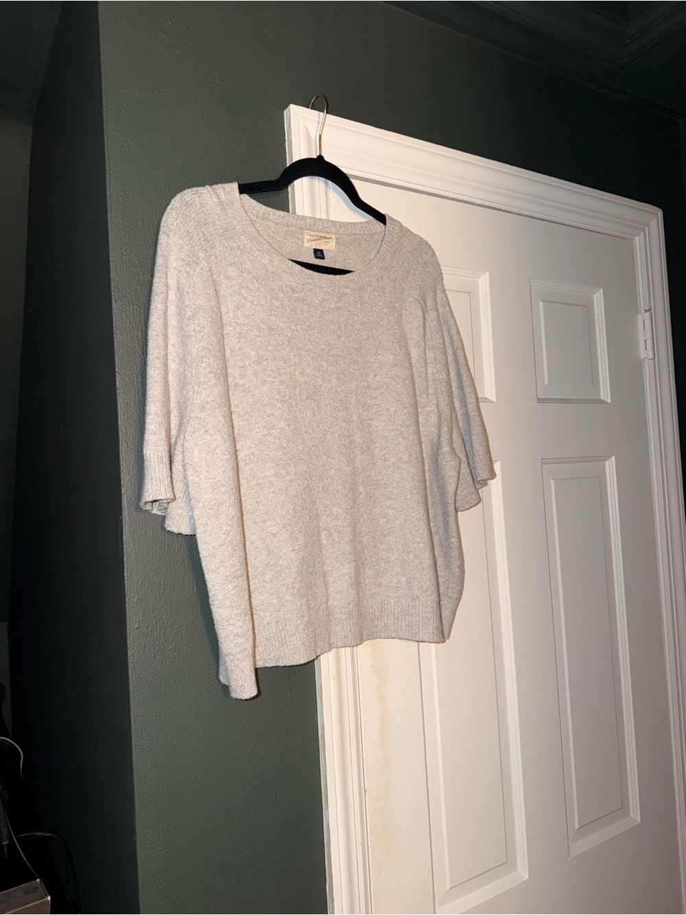Universal Thread Light Gray Women's Knit Sweater - Relaxed Short Sleeve